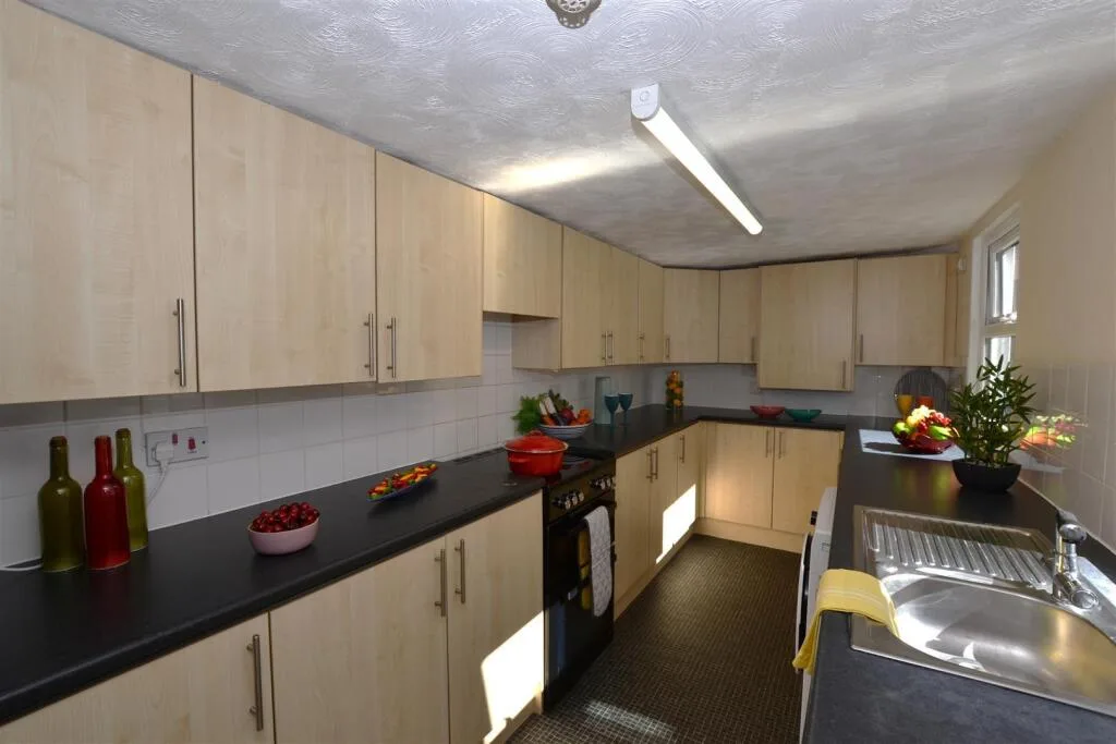 4 bedroom detached house for rent