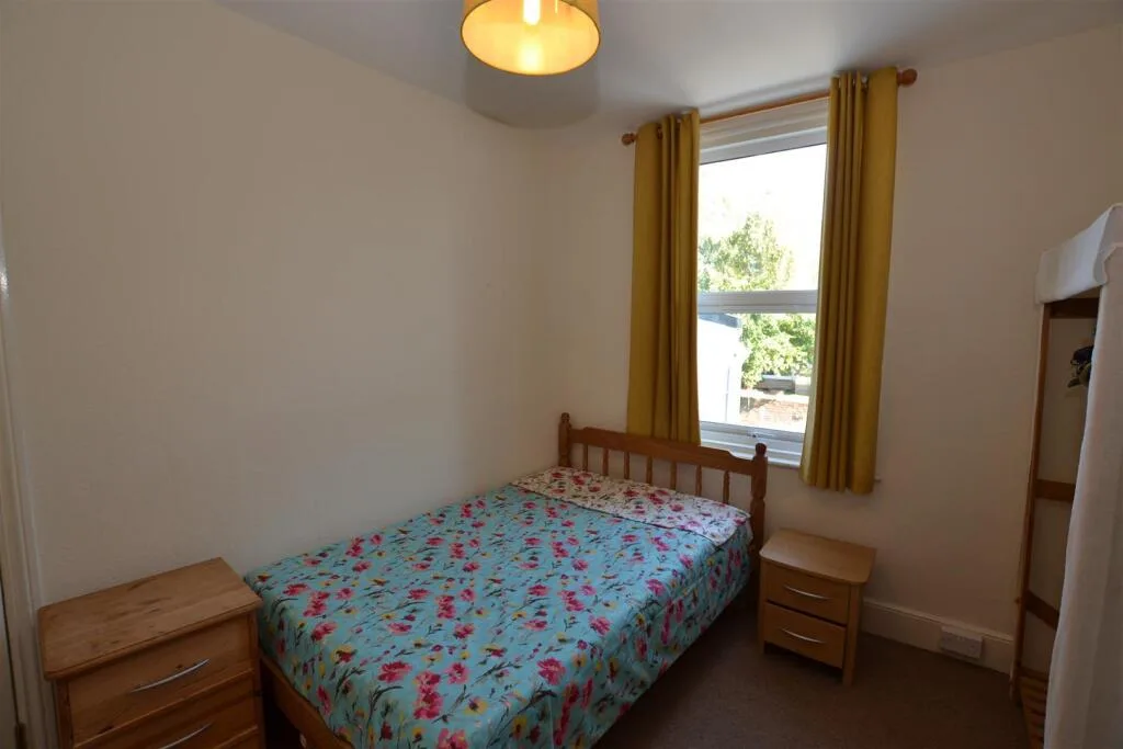 4 bedroom detached house for rent