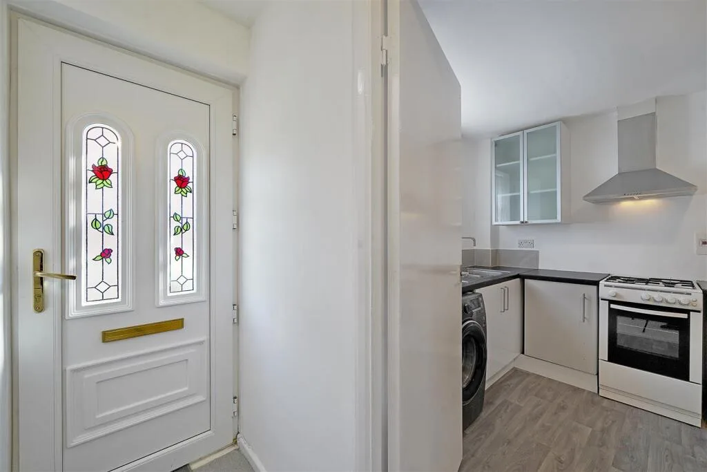 2 bedroom semi-detached house for rent