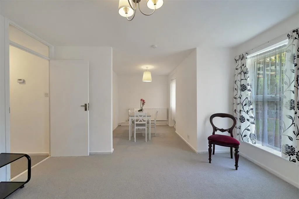 2 bedroom semi-detached house for rent