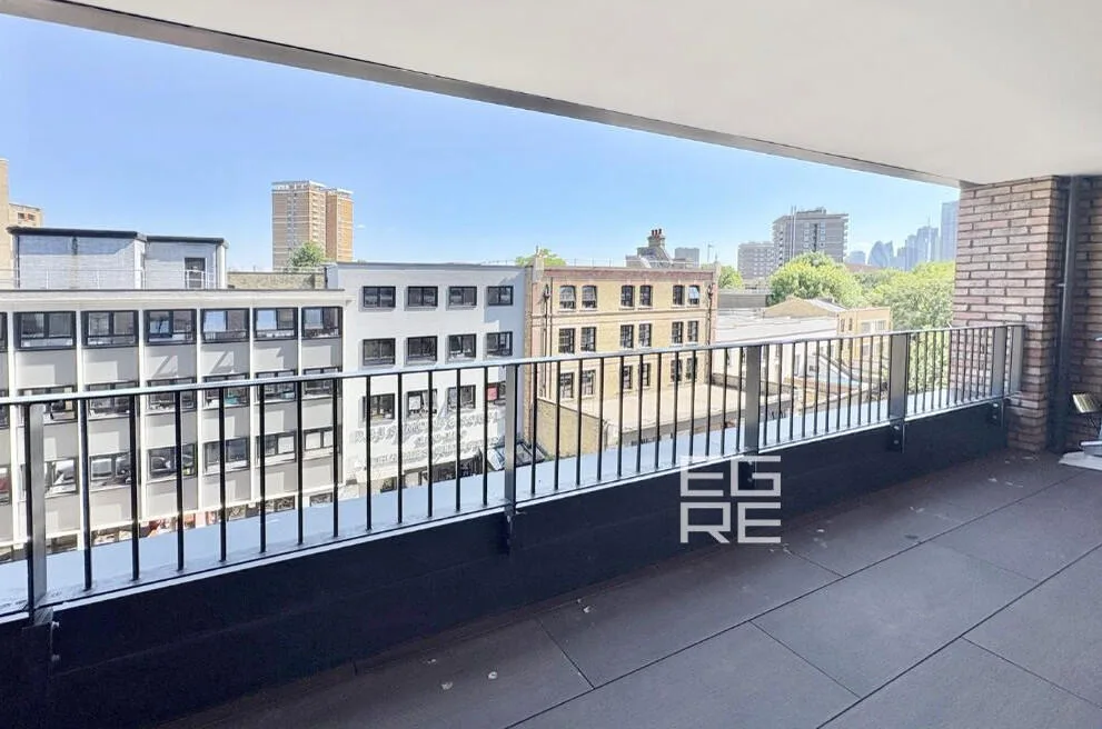 3 bedroom flat for rent