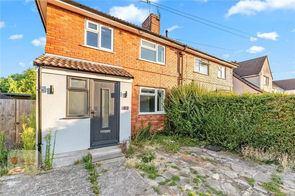 6 bedroom semi-detached house for rent