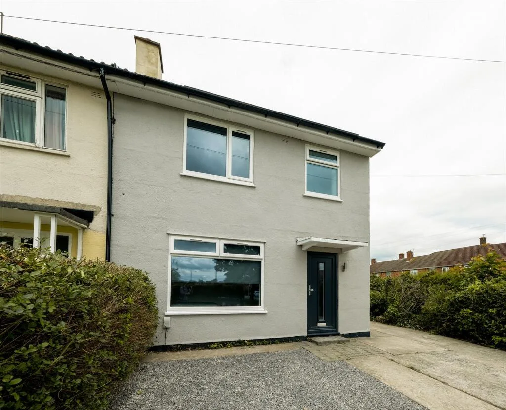 6 bedroom semi-detached house for rent