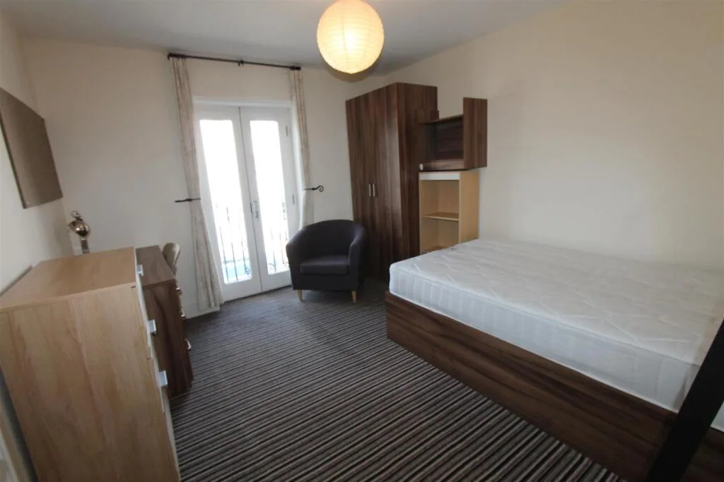 4 bedroom apartment for rent