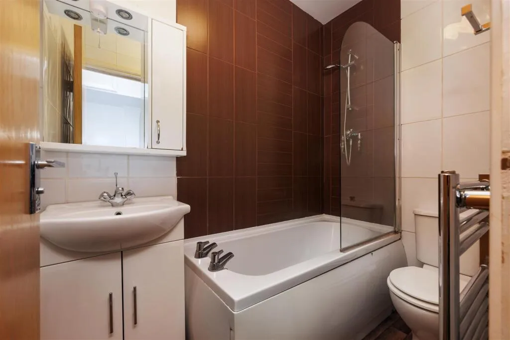 7 bedroom apartment for rent