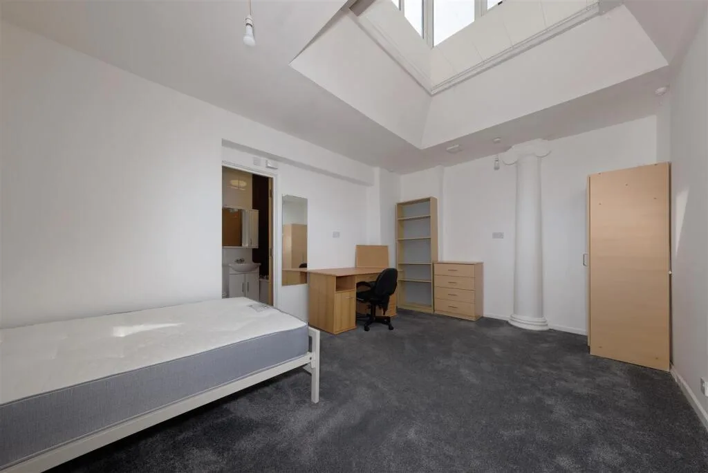 7 bedroom apartment for rent