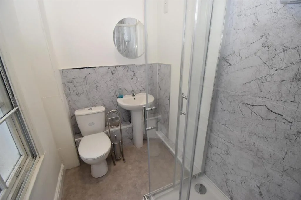 4 bedroom apartment for rent