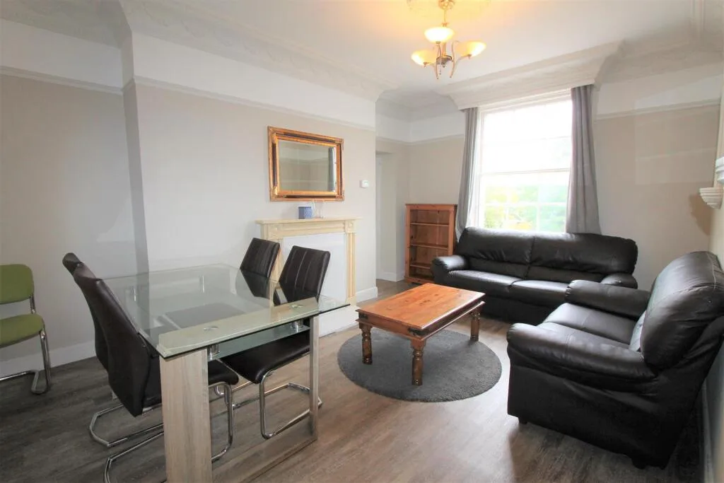 3 bedroom apartment for rent