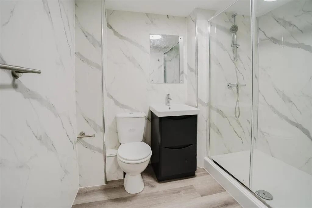 7 bedroom apartment for rent