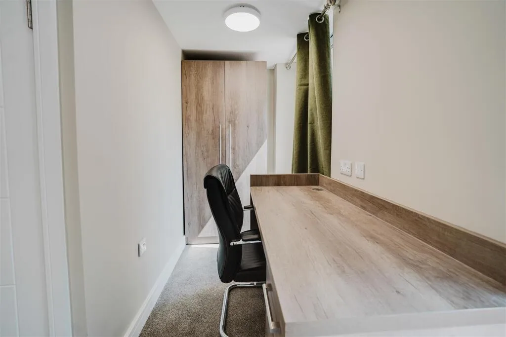 7 bedroom apartment for rent