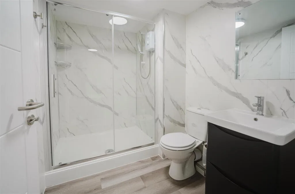 7 bedroom apartment for rent
