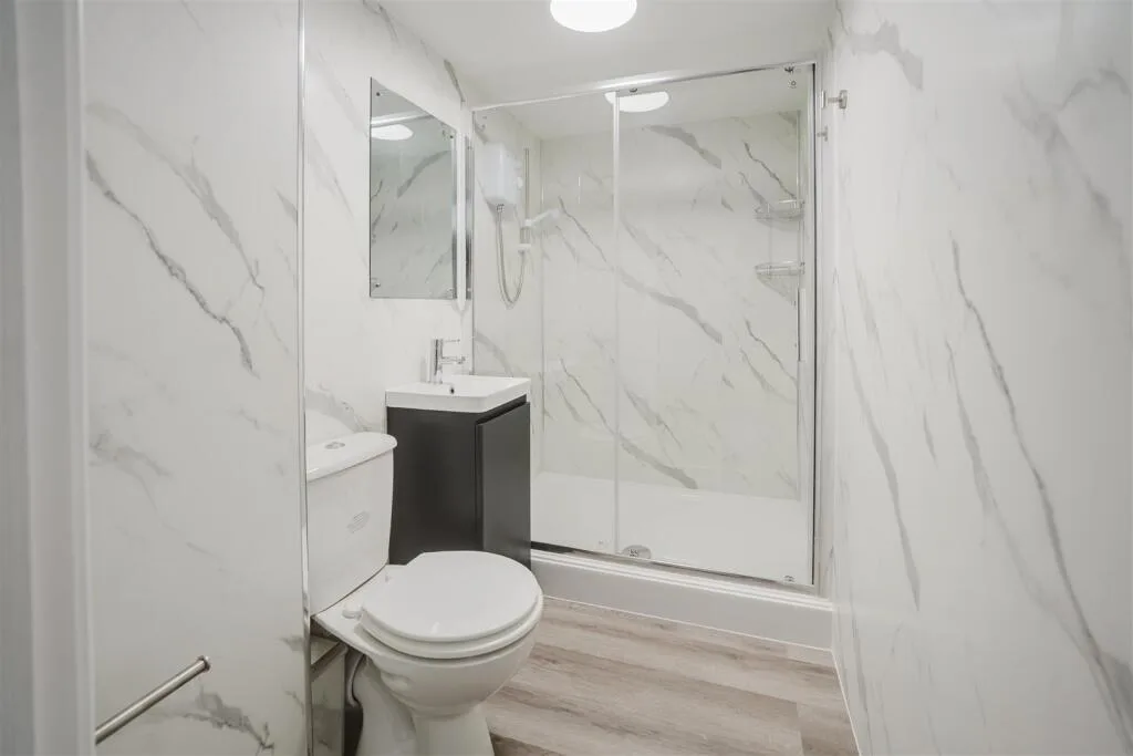 7 bedroom apartment for rent