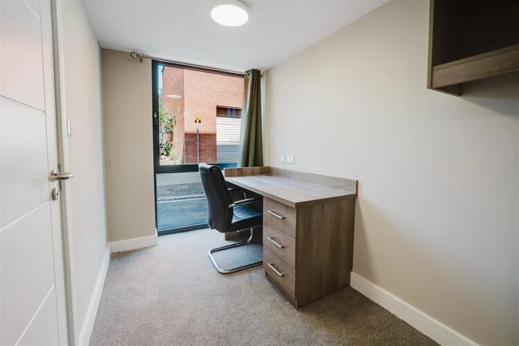 7 bedroom apartment for rent