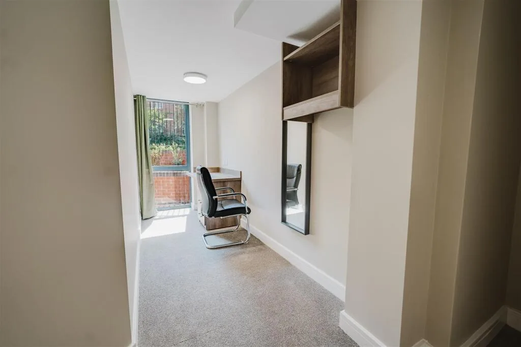 7 bedroom apartment for rent