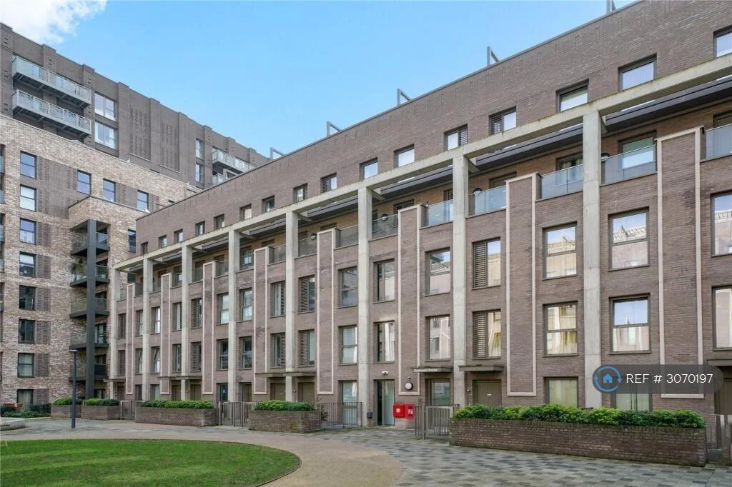 3 bedroom flat for rent