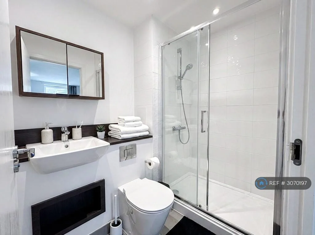 3 bedroom flat for rent