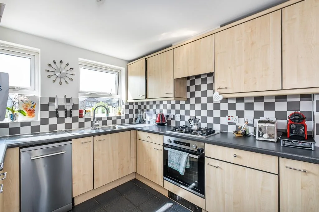 2 bedroom duplex for rent