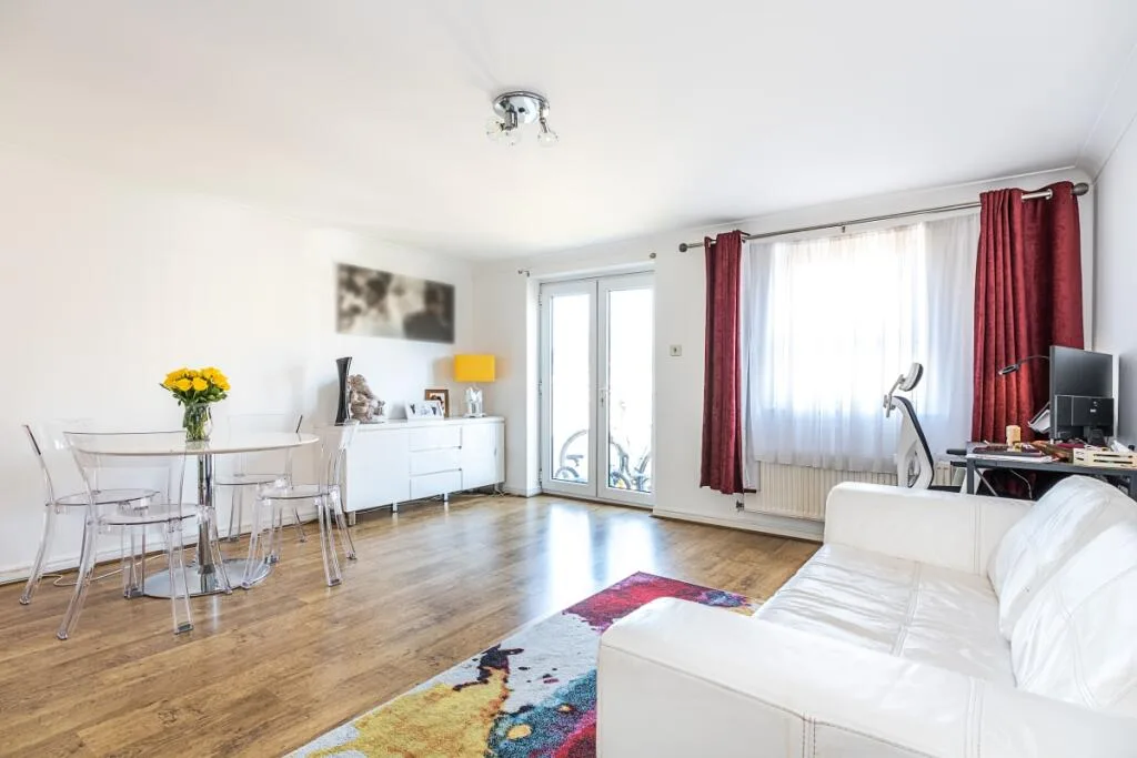 2 bedroom duplex for rent