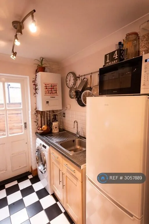 2 bedroom flat for rent