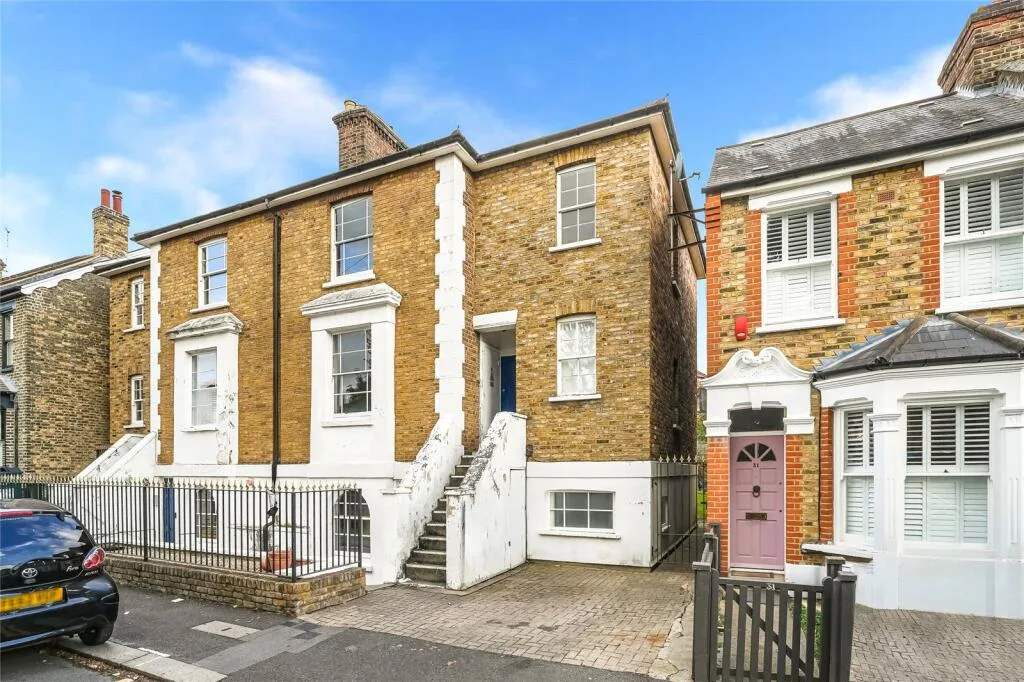 2 bedroom flat for rent