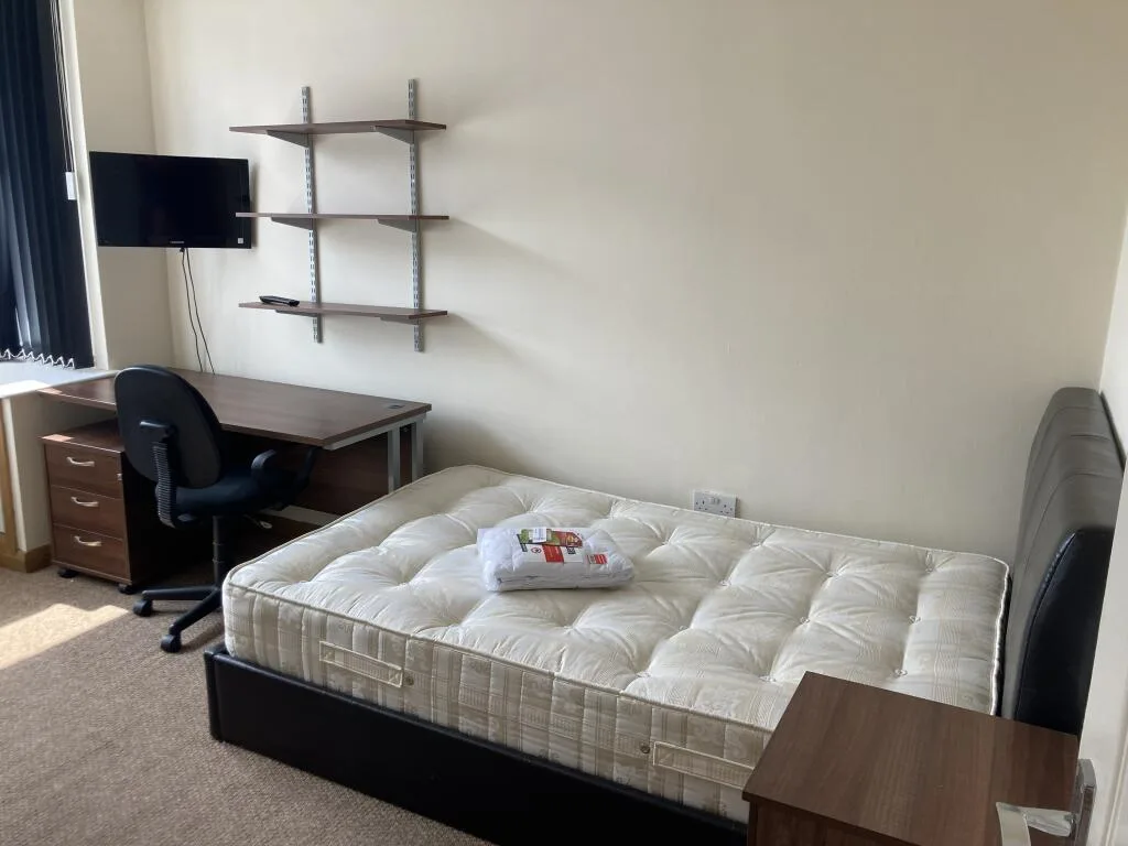 1 bedroom house for rent