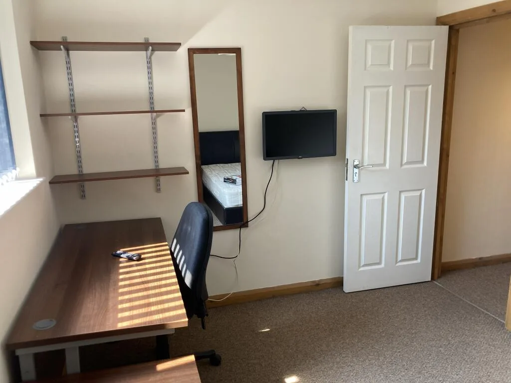 1 bedroom house for rent