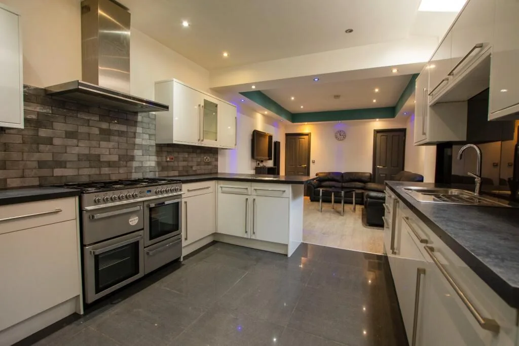 1 bedroom house for rent