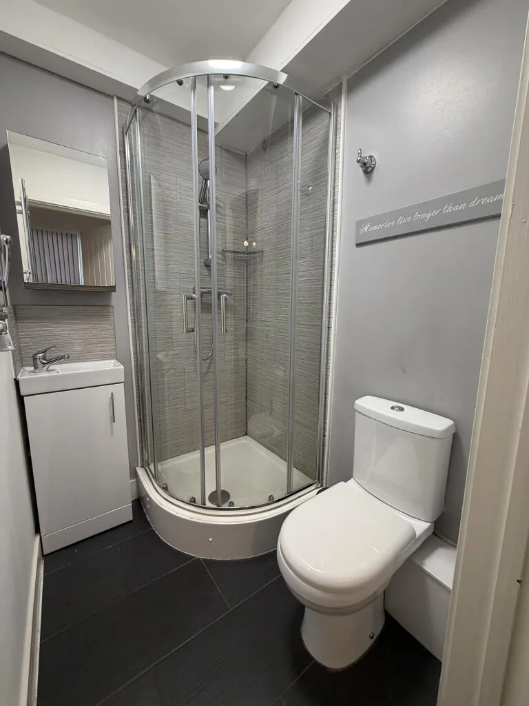 7 bedroom house for rent