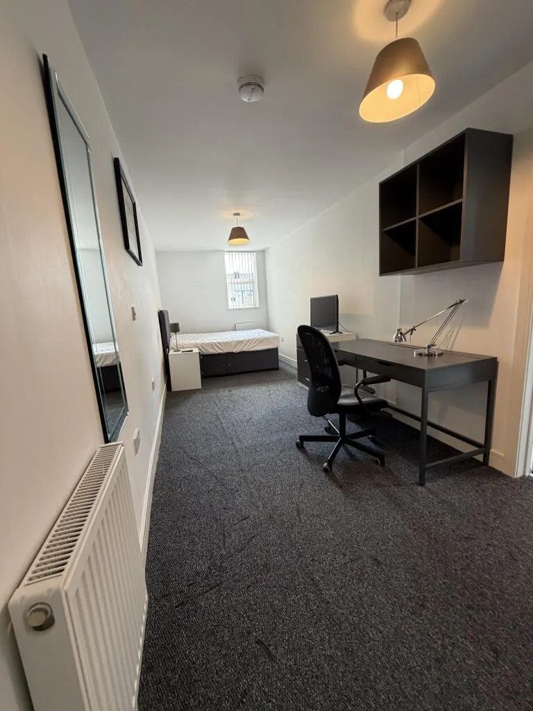 7 bedroom house for rent