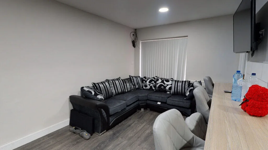 5 bedroom house for rent