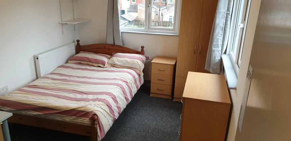 4 bedroom flat for rent