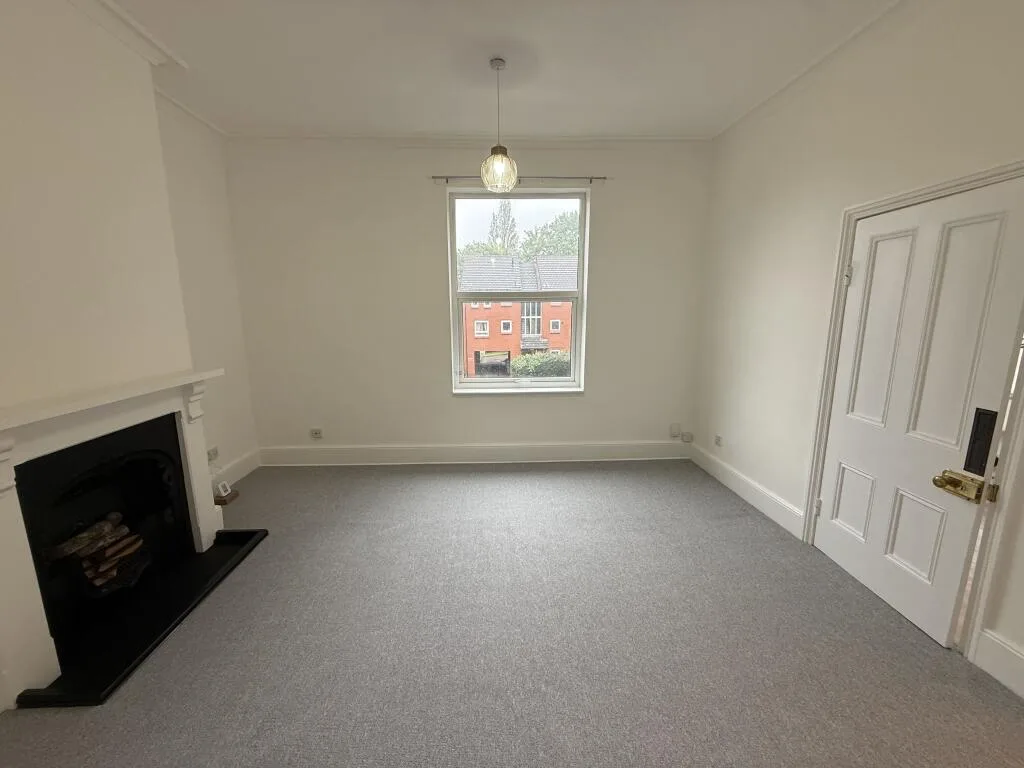 3 bedroom flat for rent