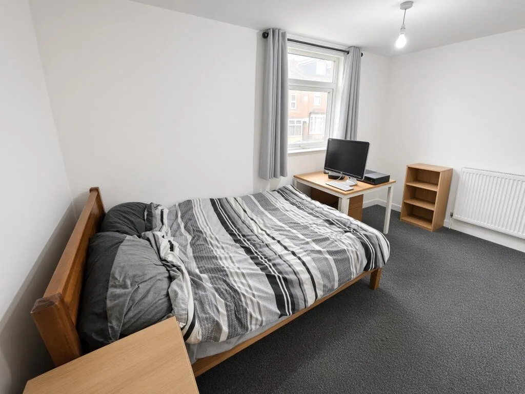 7 bedroom house for rent