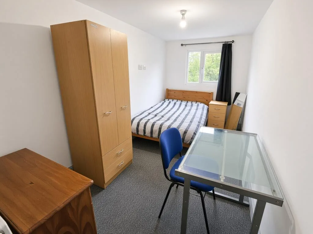 7 bedroom house for rent
