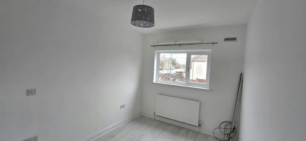 3 bedroom semi-detached house for rent