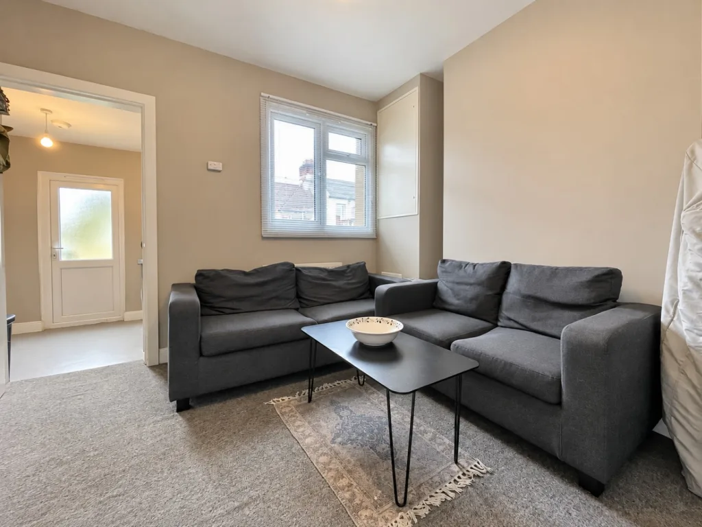 3 bedroom apartment for rent