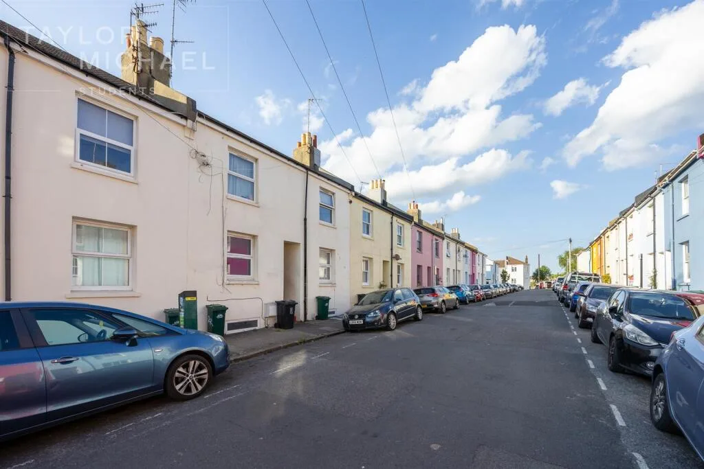 3 bedroom terraced house for rent
