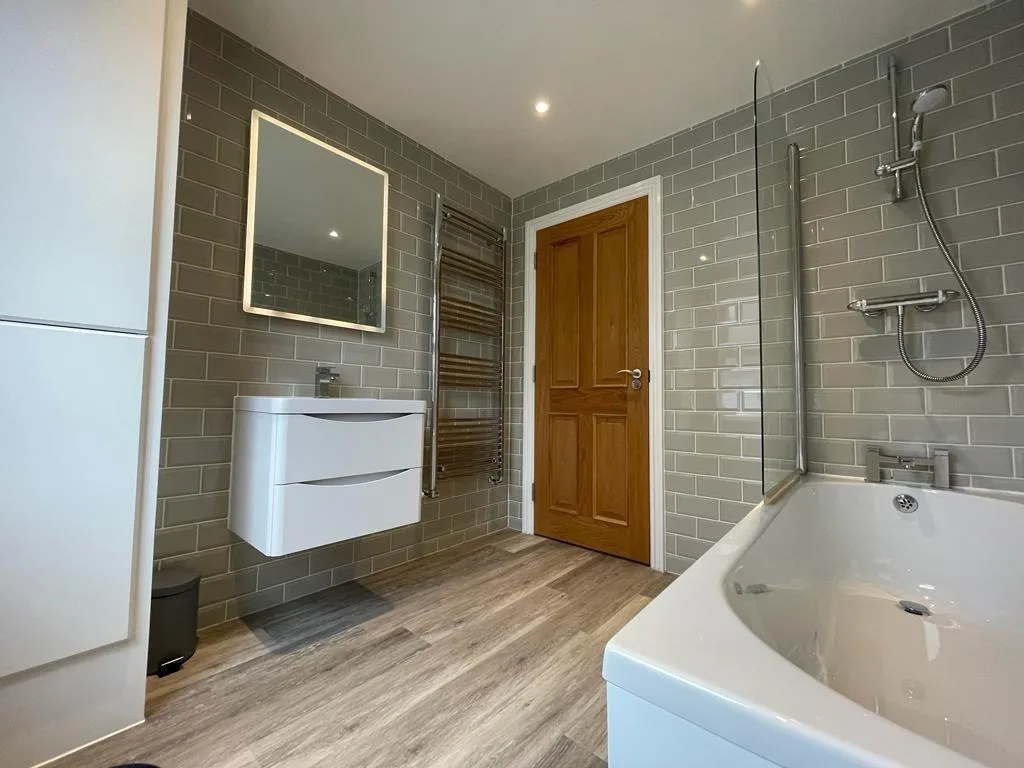 4 bedroom terraced house for rent