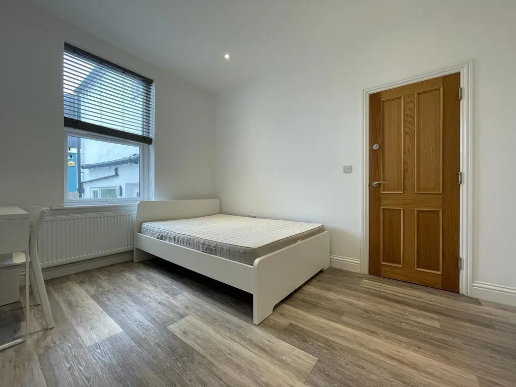 4 bedroom terraced house for rent