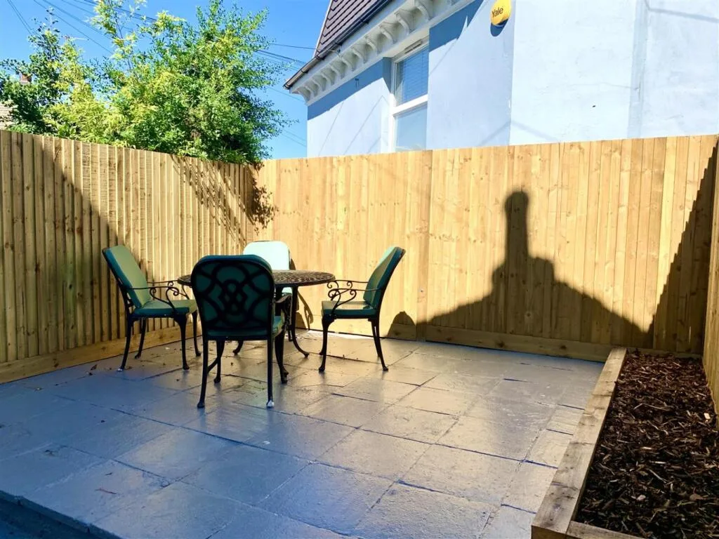 4 bedroom terraced house for rent