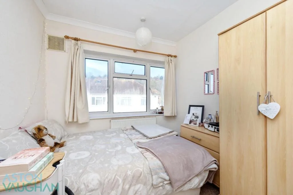 4 bedroom semi-detached house for rent