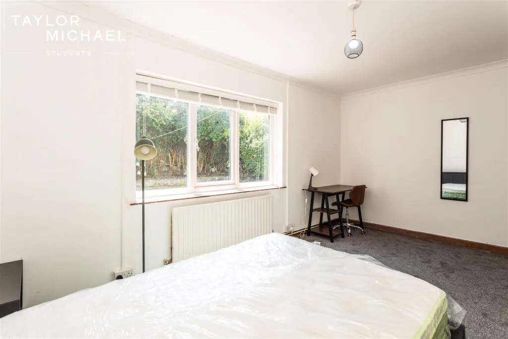 5 bedroom house for rent