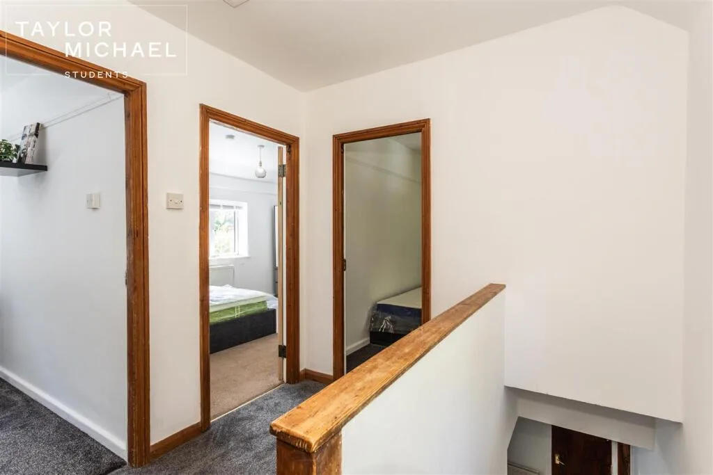5 bedroom house for rent