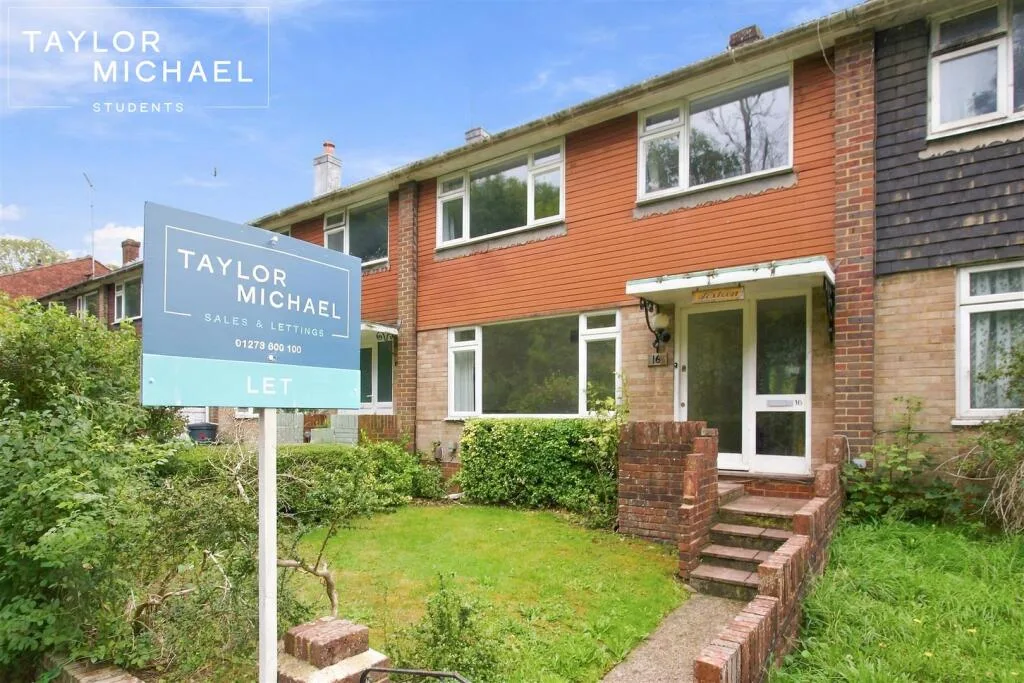 4 bedroom terraced house for rent