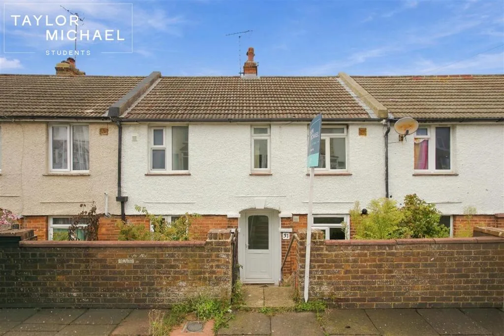 4 bedroom terraced house for rent