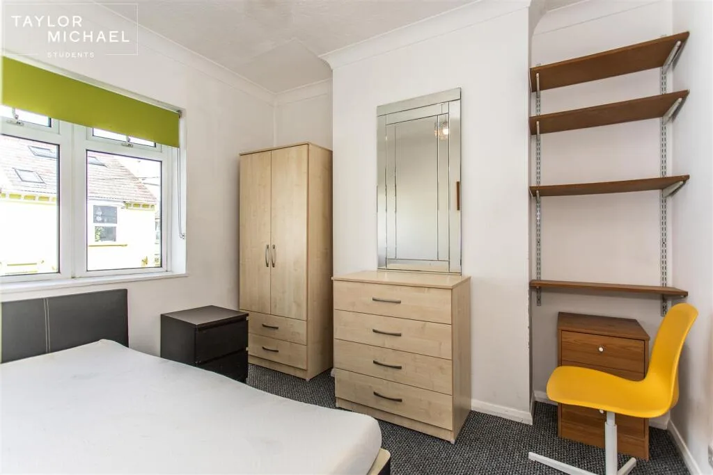 4 bedroom terraced house for rent