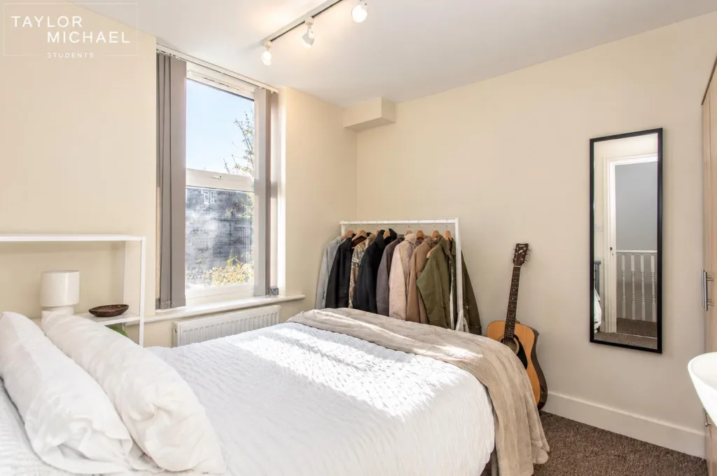 6 bedroom terraced house for rent