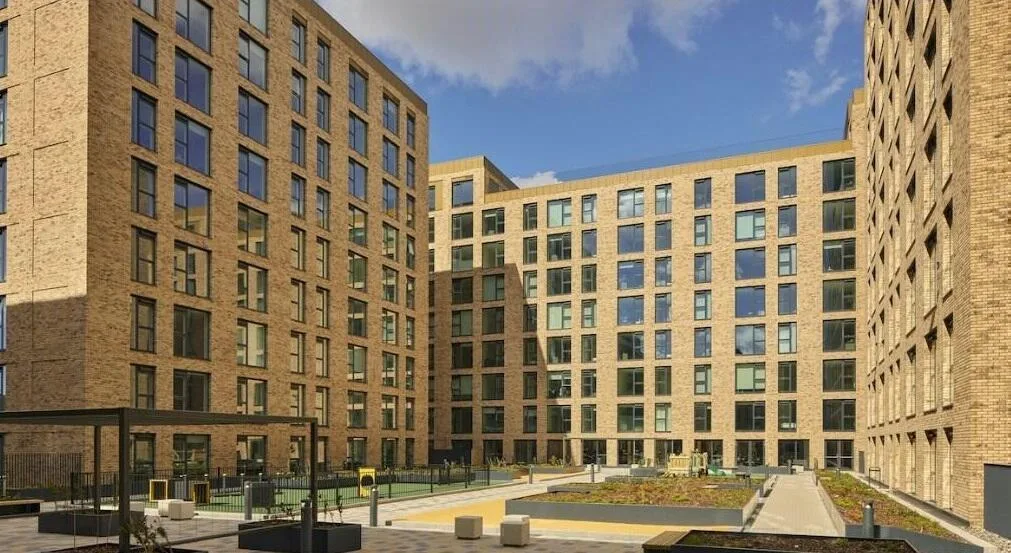 3 bedroom flat for rent