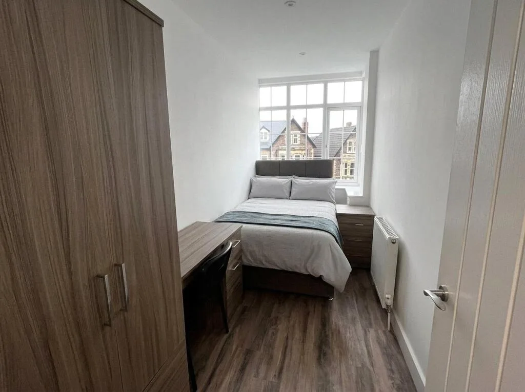 11 bedroom house for rent