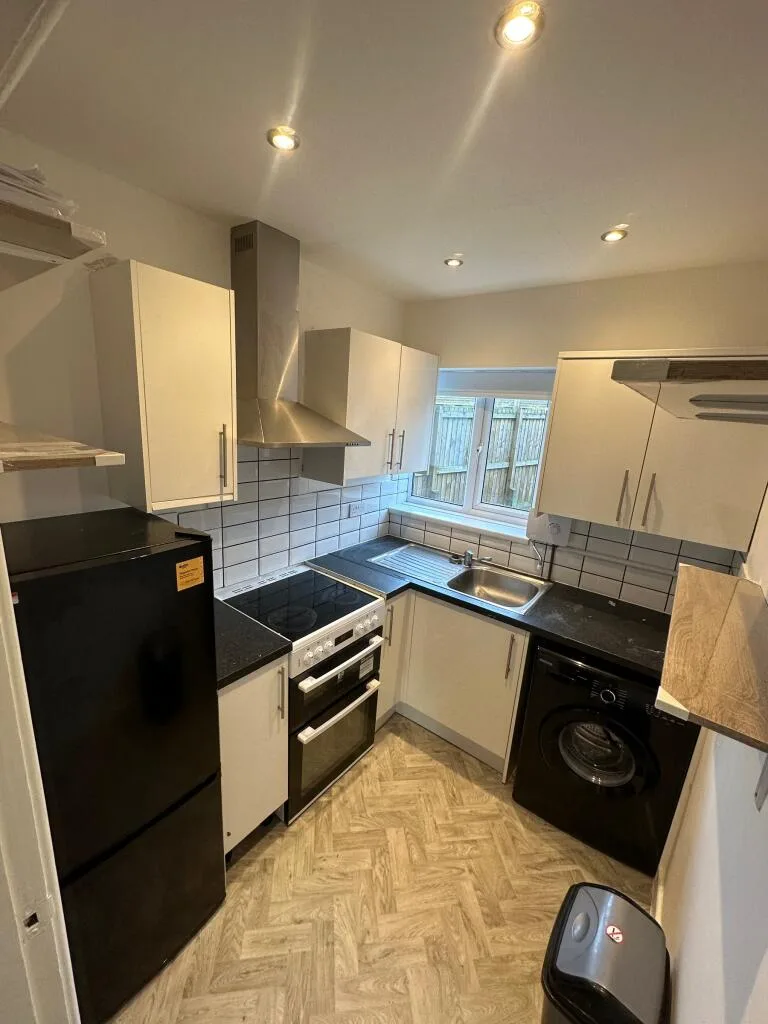 2 bedroom flat for rent